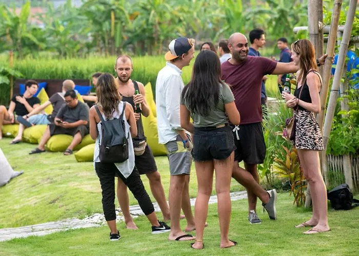 Draper Startup House For Entrepreneurs Pensión Canggu
